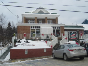 Cotés grocery store!